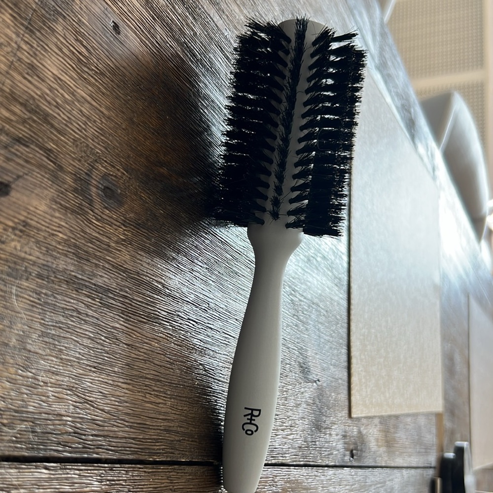 R+Co Cosmic Design Round Brush - Picture 4 of 6